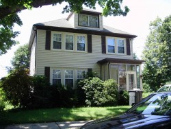 23 Wade St, Newton, MA 02461-1714