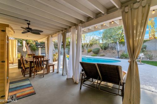 9242 34 Pl, Phoenix AZ 85028-4964 exterior