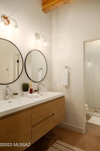 1045 Anita Ave, Tucson AZ  85705-7515 exterior