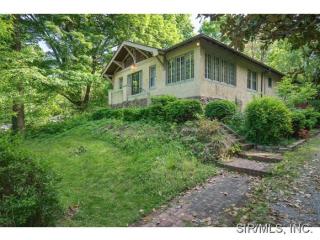 24 Kingston Dr, Belleville, IL 62223-1223