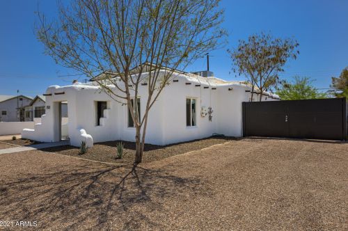 2512 12th St, Phoenix AZ  85006-1166 exterior