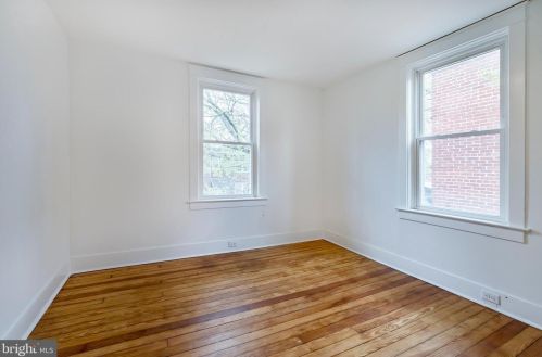 541 Reynolds Ave, Lancaster PA  17602-2146 exterior