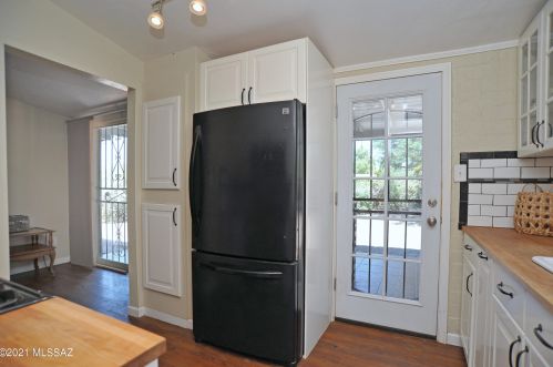 4445 17th St, Tucson AZ  85711-4802 exterior