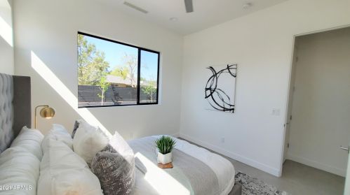 4214 41 St, Phoenix AZ 85032-6711 exterior