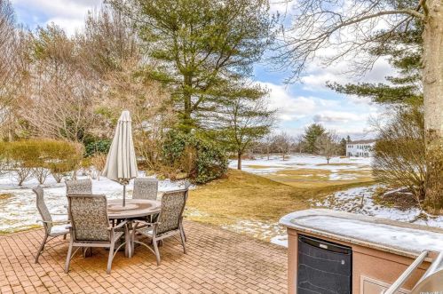 167 Country Club Dr, Commack NY 11725-4460 exterior