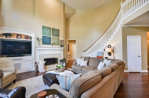 2114 Fern Creek Trl, Humble TX 77346-3063 exterior