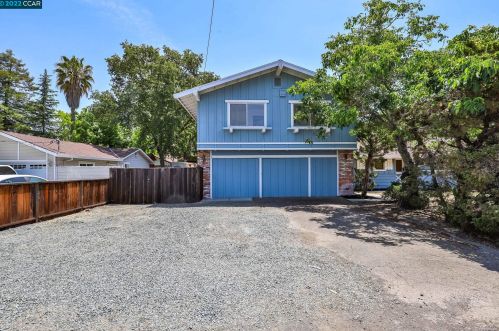 1930 Whitman Rd, Concord CA 94518-3329 exterior
