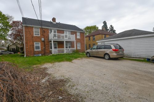 4849 Mohawk Ave, Milwaukee WI 53217-5034 exterior