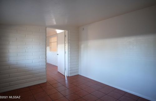 41 Montego Dr, Tucson AZ  85710-1312 exterior