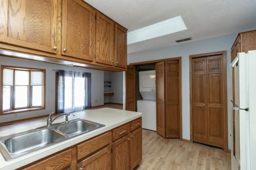 7664 Borman Way, South Saint Paul MN 55076-2967 exterior