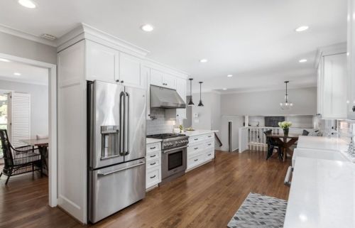 4094 Candler Lake Ct, Atlanta GA  30319-1728 exterior