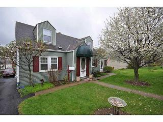 221 Sunny Dr, Pittsburgh, PA 15236-2656