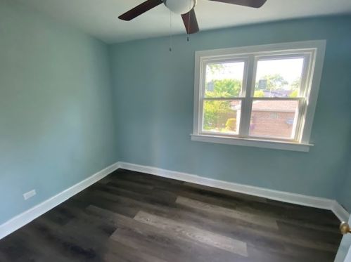 12524 Wood St, Chicago IL 60827-5931 exterior