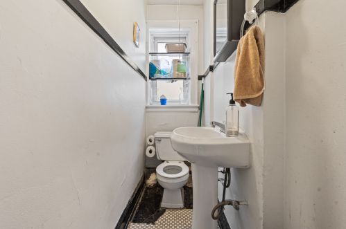 4429 Kildare Ave, Chicago IL 60630-1792 exterior