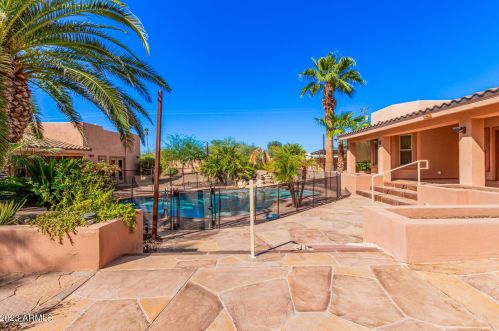 16402 40 Pl, Phoenix AZ 85050-8973 exterior