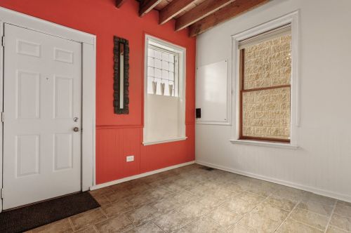 1817 Honore St, Chicago IL 60657-2007 exterior