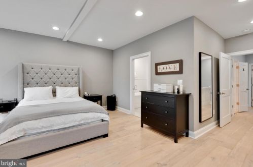 1730 Massachusetts Ave, Washington DC 20016-5812 exterior