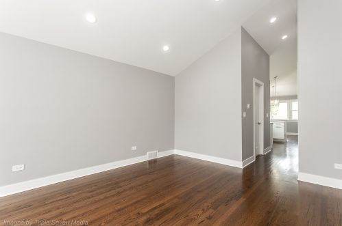 6322 Oak Park Ave, Chicago IL 60638-4018 exterior