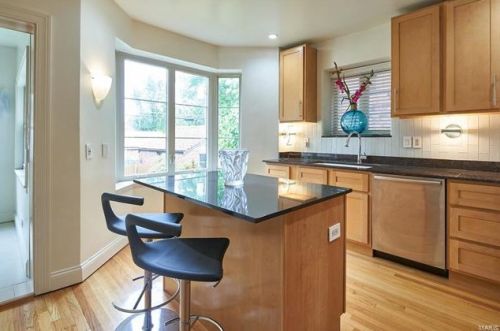 6215 Nottingham Ave, Saint Louis MO 63109-3143 exterior