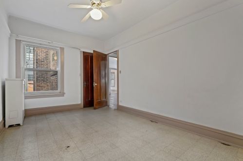 6417 Magnolia Ave, Chicago IL 60626-5306 exterior