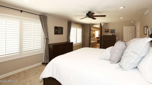 14625 45 Pl, Phoenix AZ 85050-6827 exterior