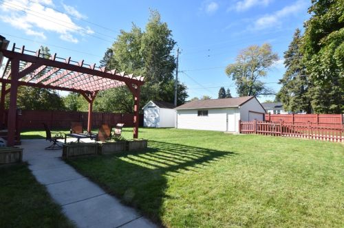 4145 Packard Ave, Milwaukee WI 53235-5544 exterior