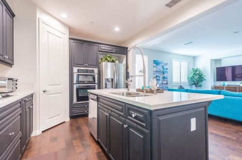 4134 Galapagos Way, Oxnard CA 93035-1432 exterior