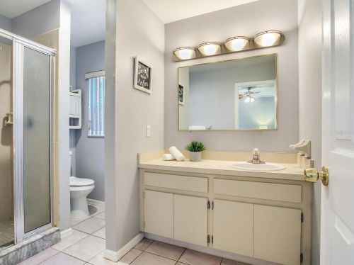 9114 Camino Villa Blvd, Tampa FL 33635-1066 exterior