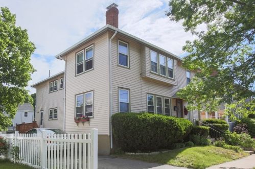 42 Estabrook Rd, Quincy MA  02170-3902 exterior