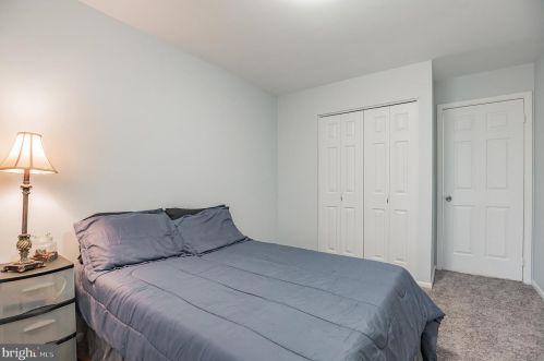 1818 Vly Ter, Washington DC 20032-4629 exterior