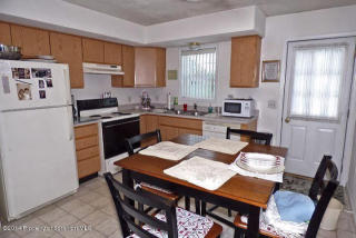 253 Elm St, Scranton PA  18507-1573 exterior