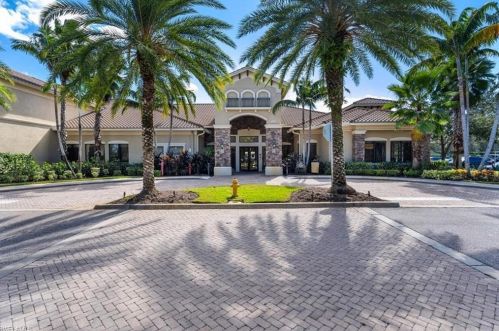 3324 Atlantic Cir, Naples FL 34119-8638 exterior