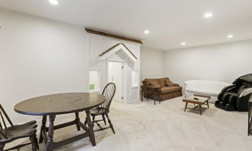 1225 Brooke Greene, Atlanta GA 30319-4715 exterior