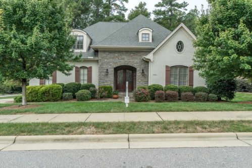 1001 Greyhawk Pl, Apex, NC 27539-9304