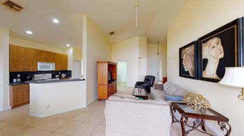 112 Berkeley Ave, Fort Pierce FL 34986-3594 exterior