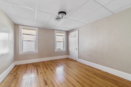 141 Cambridge St, Worcester MA 01603-2339 exterior