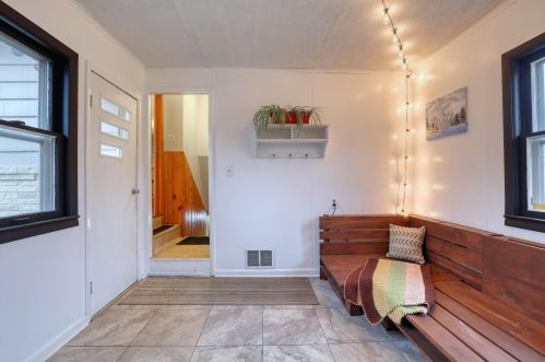 10015 Glendale Ave, Milwaukee WI  53225-4624 exterior