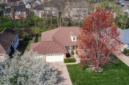 2724 Denacre Dr, Saint Louis MO 63129-4925 exterior