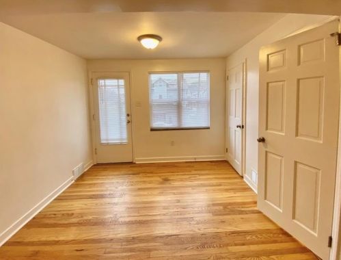 557 Southern Ave, Pittsburgh PA  15211-2248 exterior