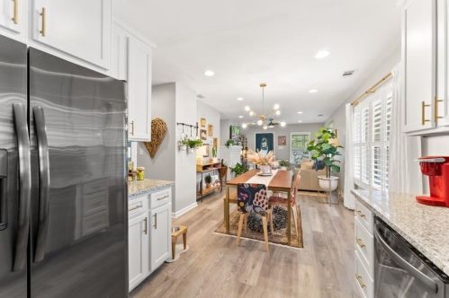 14 Eugenia Pl, Atlanta GA  30318-6357 exterior