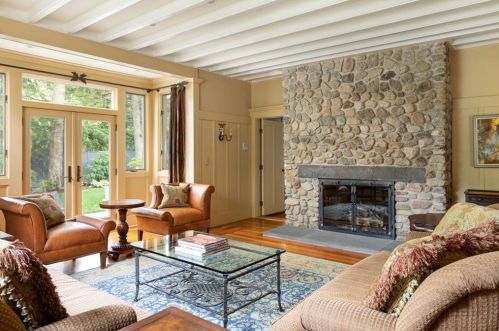 170 Blackstone Blvd, Providence RI 02906-5802 exterior