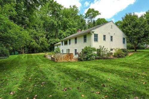 70 Old Belden Hl Rd, Wilton CT 06897-4216 exterior