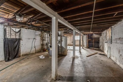 4951 Hoyne Ave, Chicago IL 60643-1728 exterior