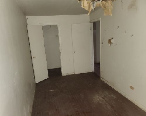 1009 Marquette Rd, Chicago IL 60621-1217 exterior