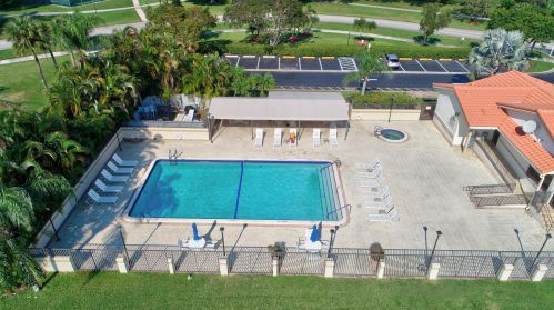 8051 Nadmar Ave, Boca Raton FL 33434-5404 exterior