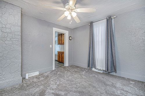 1310 Mcreynolds Ave, Grand Rapids MI 49504-3118 exterior