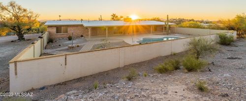 5862 Camino Arenosa, Tucson AZ  85718-4650 exterior