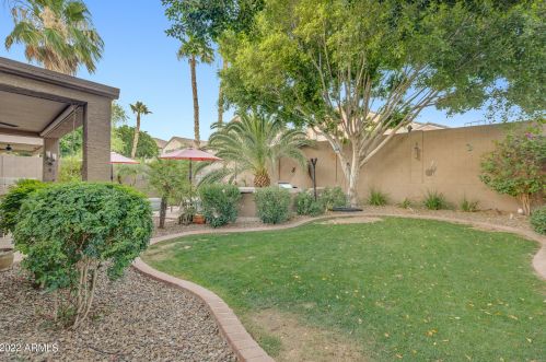 15405 18 Ave, Phoenix AZ 85015-3840 exterior