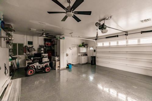 5555 Cynthia Ln, Naples FL 34112-5454 exterior