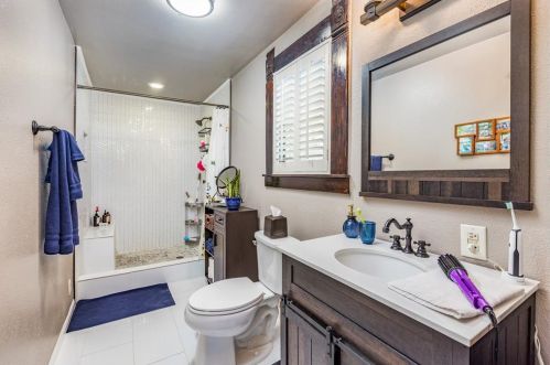 1531 Woodard St, Denison TX 75020-3140 exterior